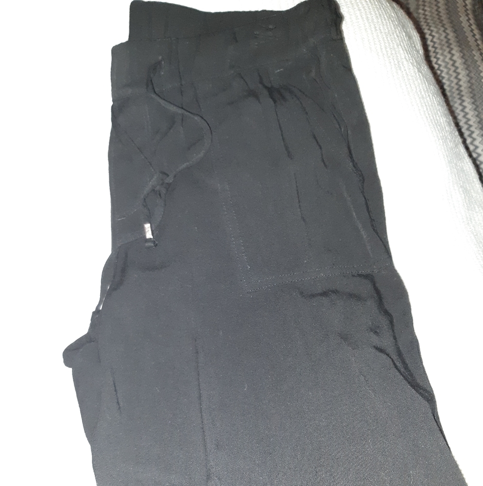 Black straight leg pant